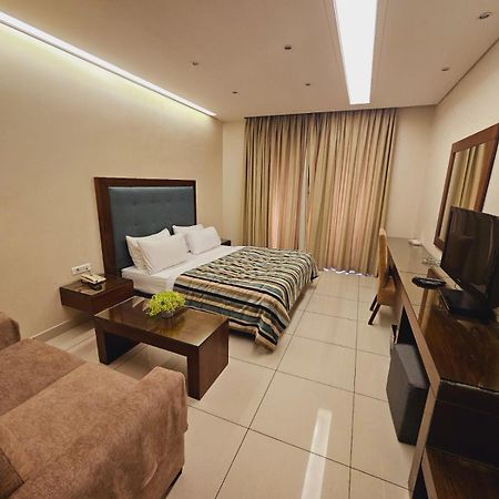Verdun Suites Hotel Beirut Esterno foto