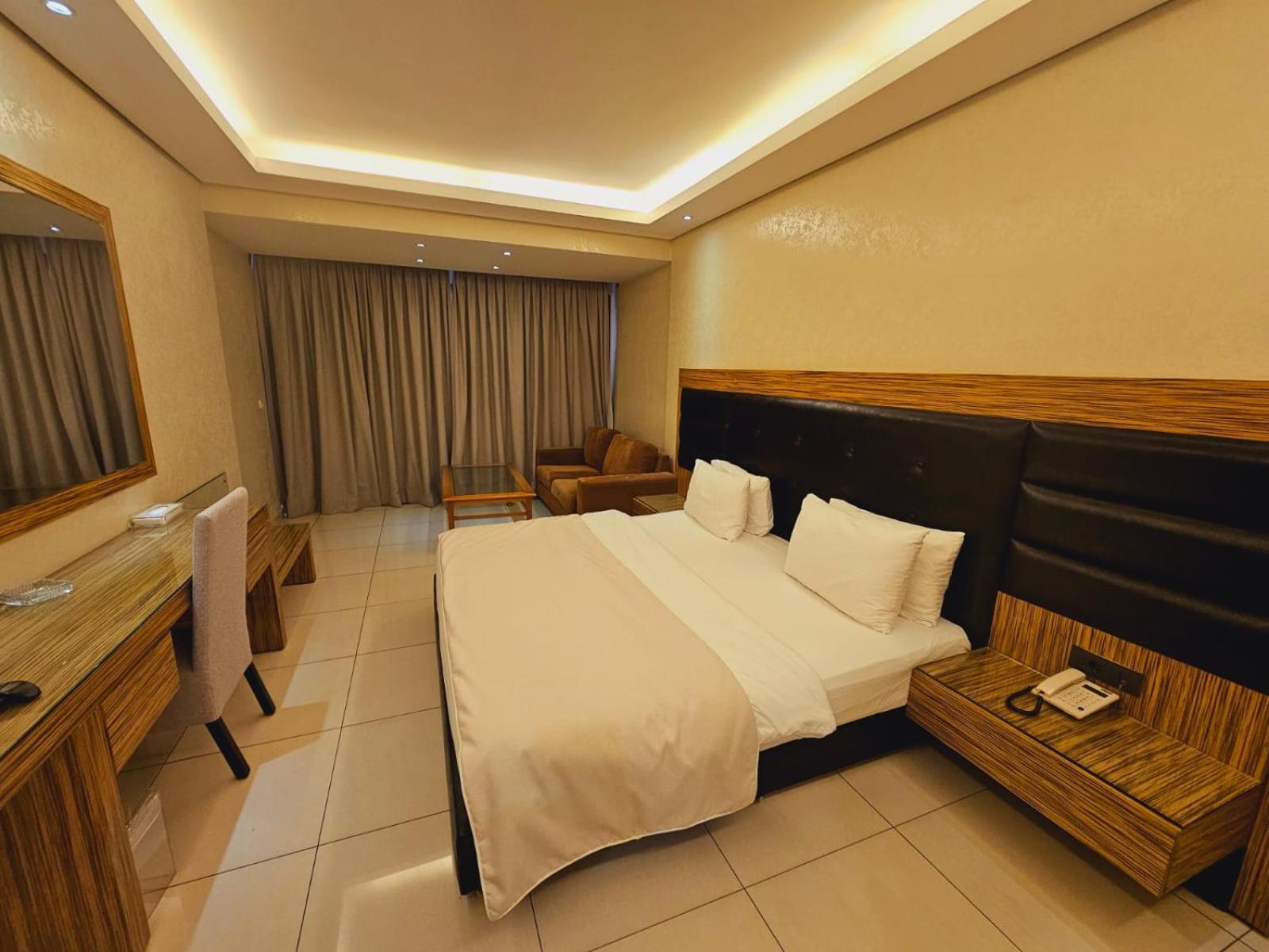 Verdun Suites Hotel Beirut Esterno foto